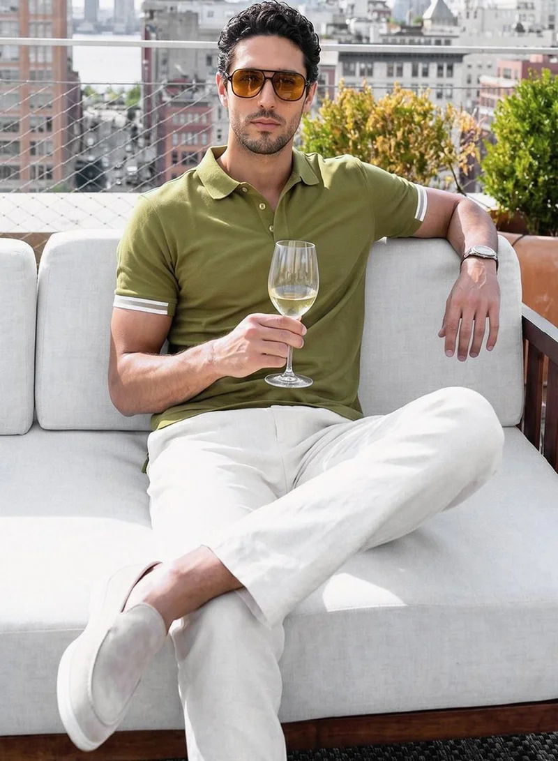 Dennis Lingo Men Green Cotton Blend Solid Regular T-Shirt