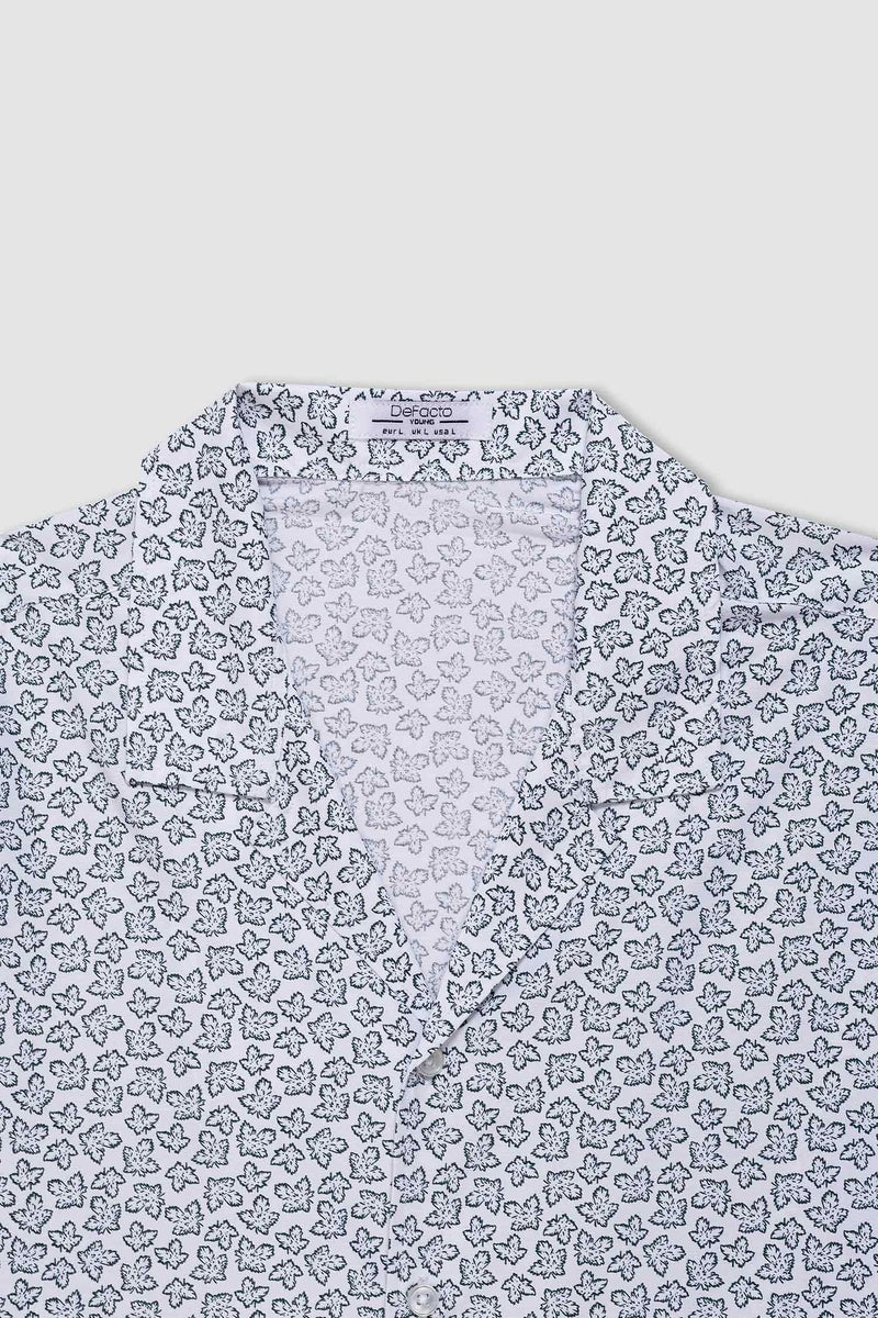 DeFacto Man Regular Fit Resort Collar Printed Short Sleeve Shirt - Image 4