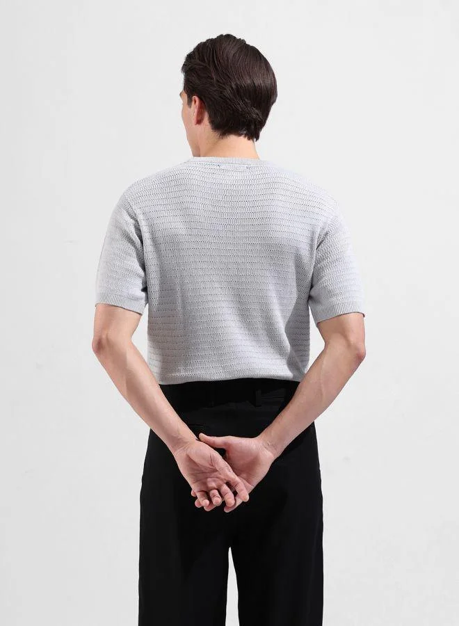 شركة المرآب الهندية Men Slim Fit Textured Crew Neck Half Sleeves T-Shirt