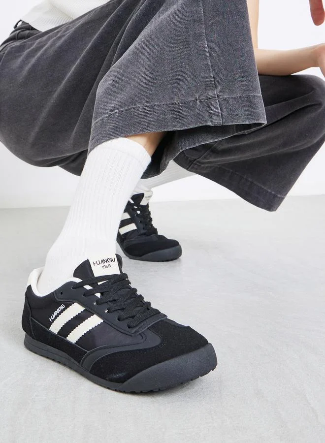 Styli Styli Women Contrast Striped Lace Up Sneakers