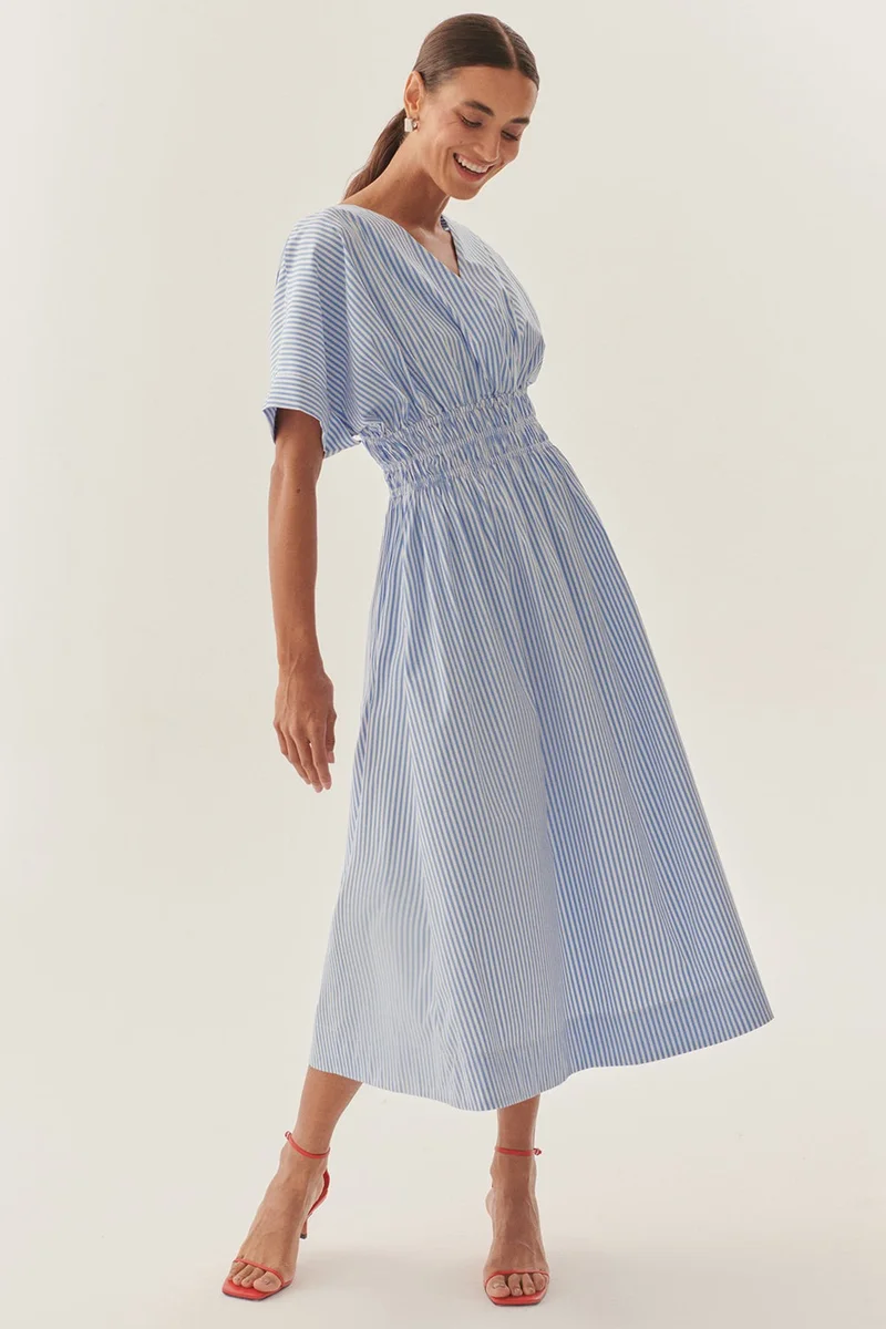 EXQUISE Waist-Gathered V-Neck Batwing Sleeve Midi Dress