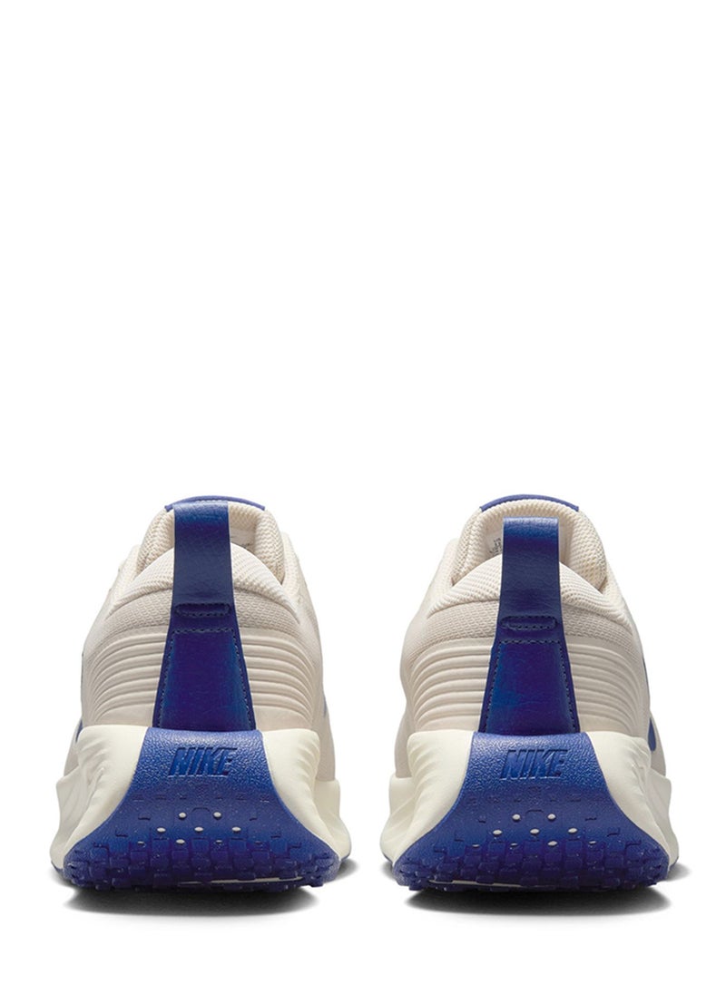 Nike - Promina Walking Shoes - Image 1