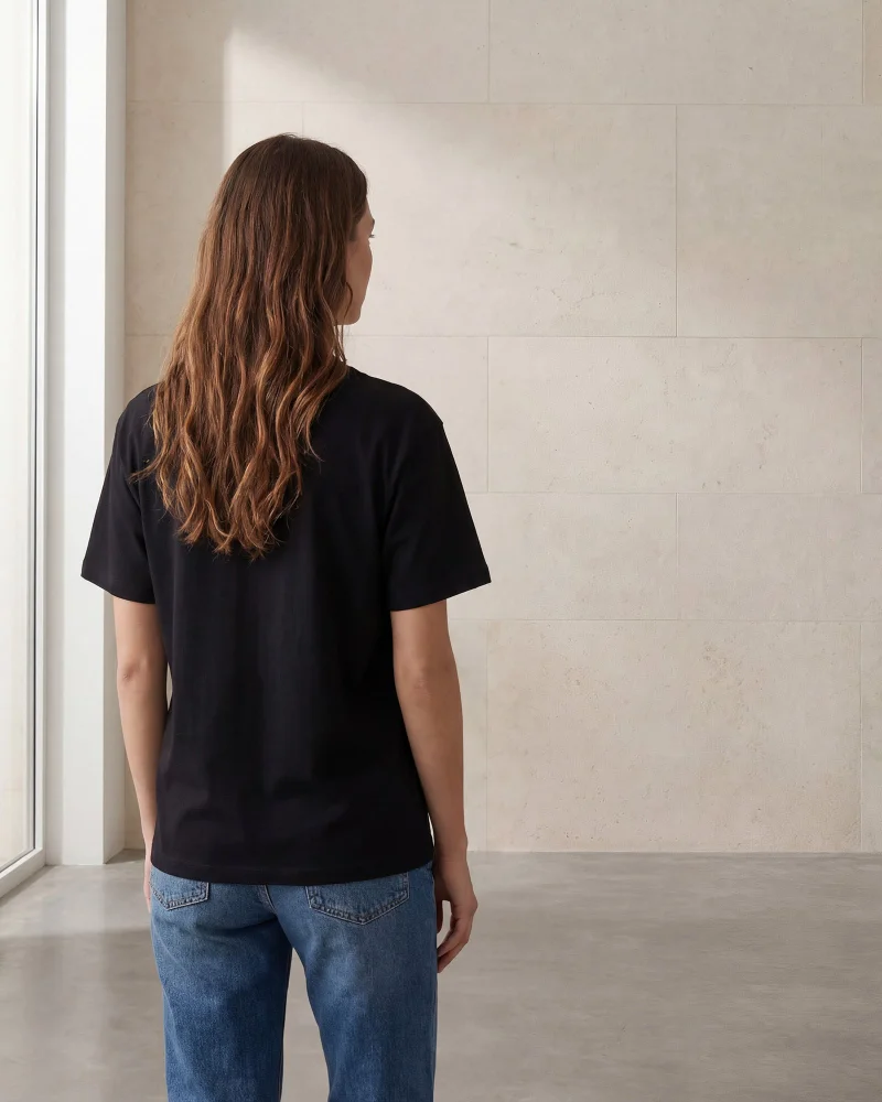 ردتاغ Women Plain Black Active T-Shirt