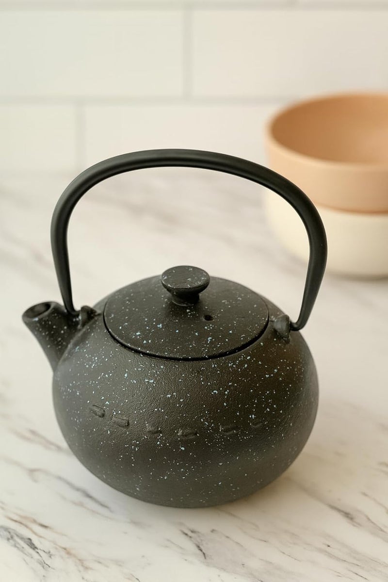 B&D غلاية شاي من الحديد الزهر بتصميم مرقط - Image 1