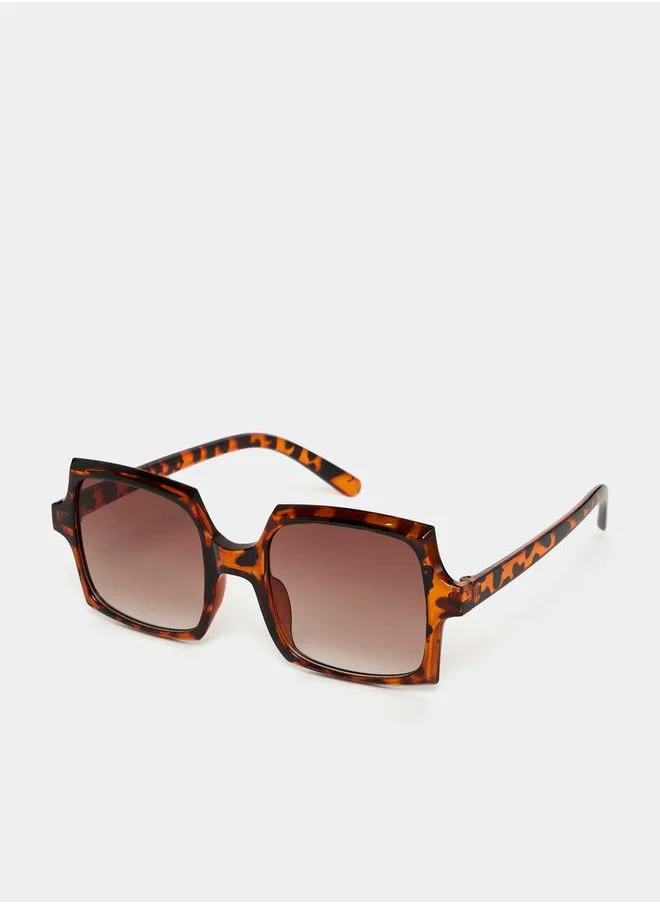 Styli Tortoise Frame Square Sunglasses