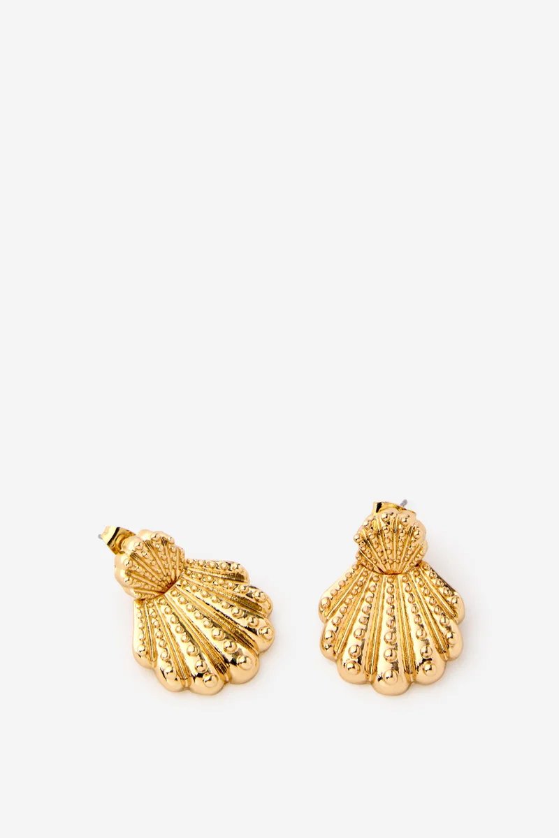 Rubi Mid Charm Earring
