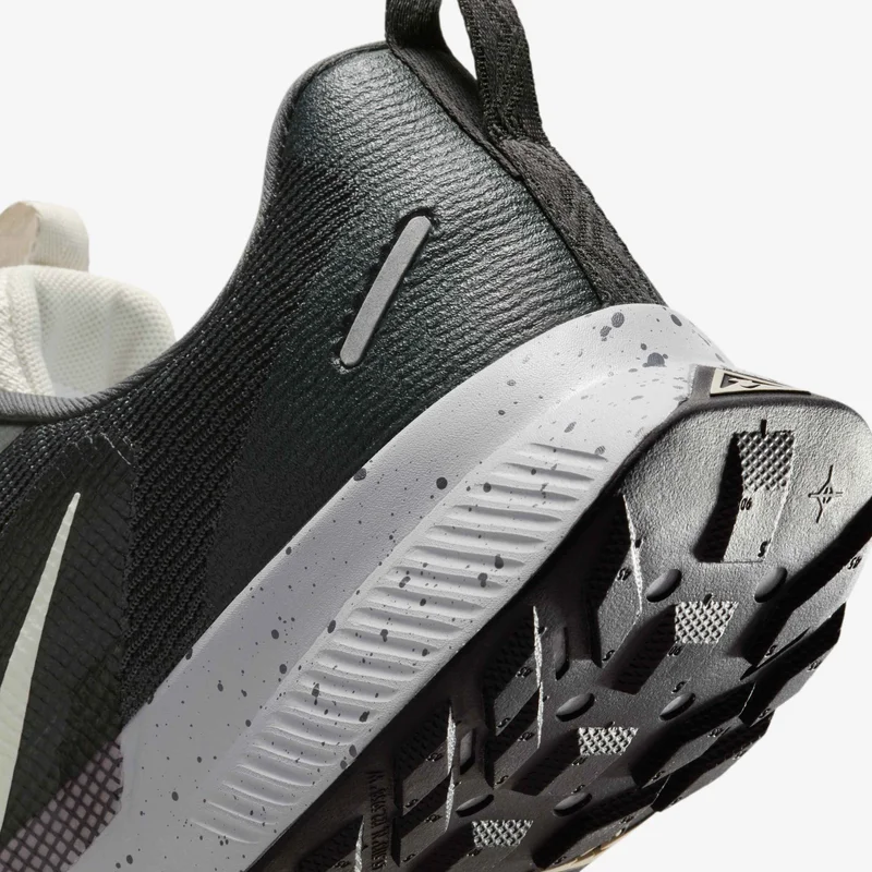 Nike Grey Men's Juniper Trail 3 Running Shoes for Men | Best Price UAE