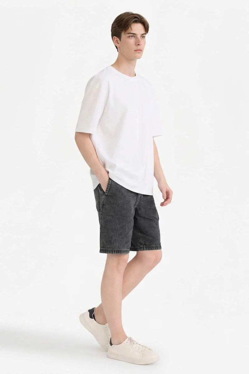 ديفاكتو Loose Fit Denim Bermuda Shorts