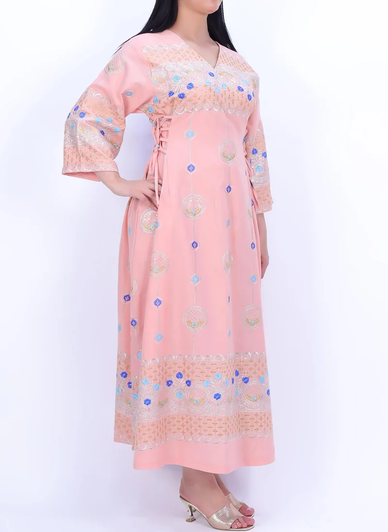ان لاف An elegant and luxurious women dress.