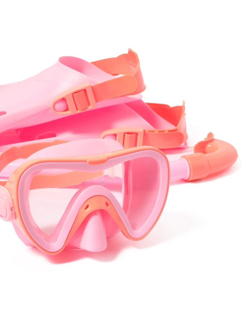SUNNY LIFE Kids Dive Set – Medium Sea Seeker Strawberry | Snorkel & Swim Goggles Set for Kids | Summer Swimming Gear for Pool, Beach, and Underwater Exploration | Fun Snorkeling Kit  - Image 3