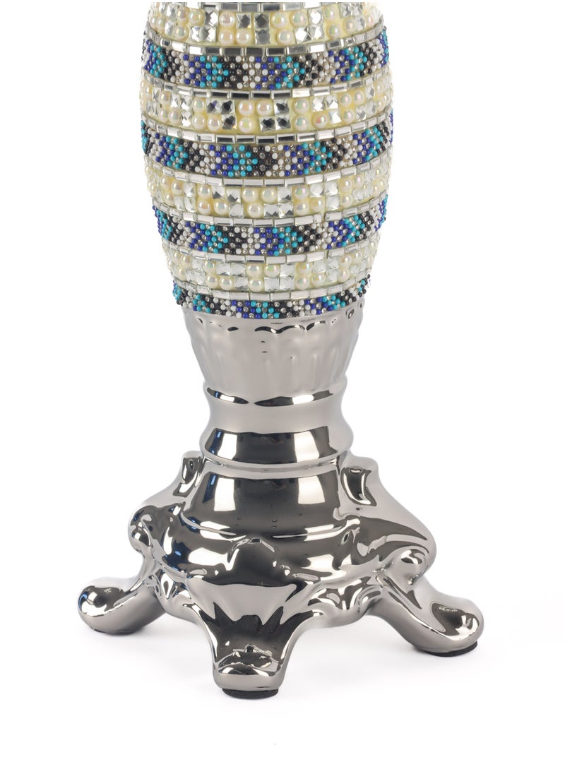 Candle holder with a luxurious design made of premium materials and high quality - pzsku/Z19C02946A5E5E0ED8149Z/45/_/1663144463/60bf83be-e0fa-4ced-ac2e-150565eddb78