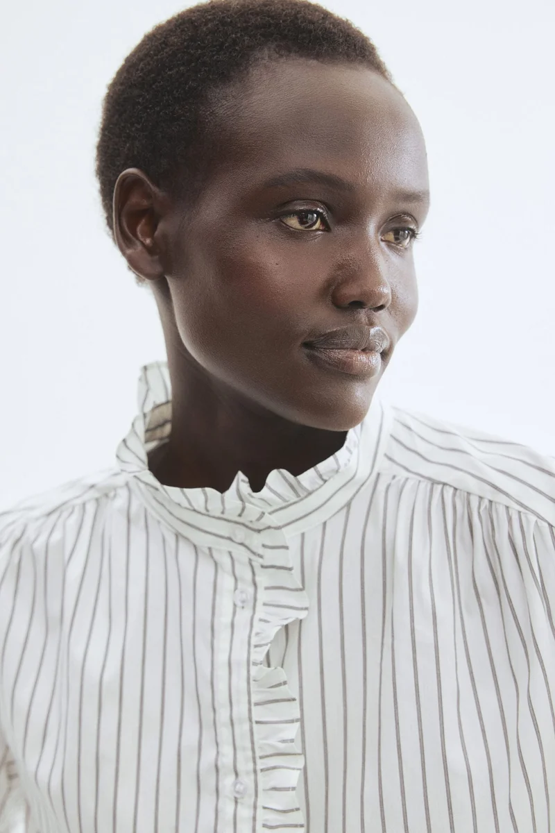 H&M Frill-trimmed blouse