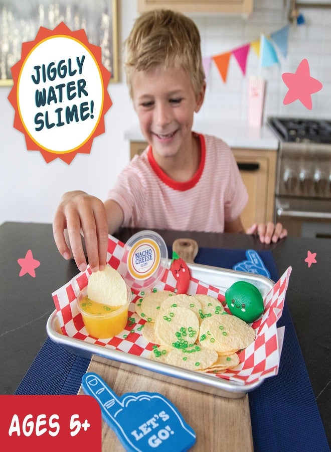 مايندوير مجموعة ألعاب حسية للأطفال من عمر 5 سنوات فما فوق - صينية ناتشو مع رقائق مرنة، ومادة لزجة بنكهة جبنة الناتشو، وإضافات ملموسة - لعبة مهدئة لتخفيف التوتر - Image 3