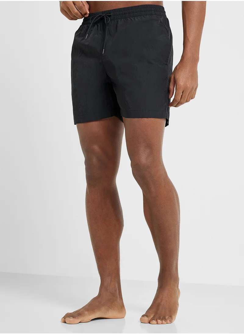 كالفن كلاين Logo Band Drawstring Shorts