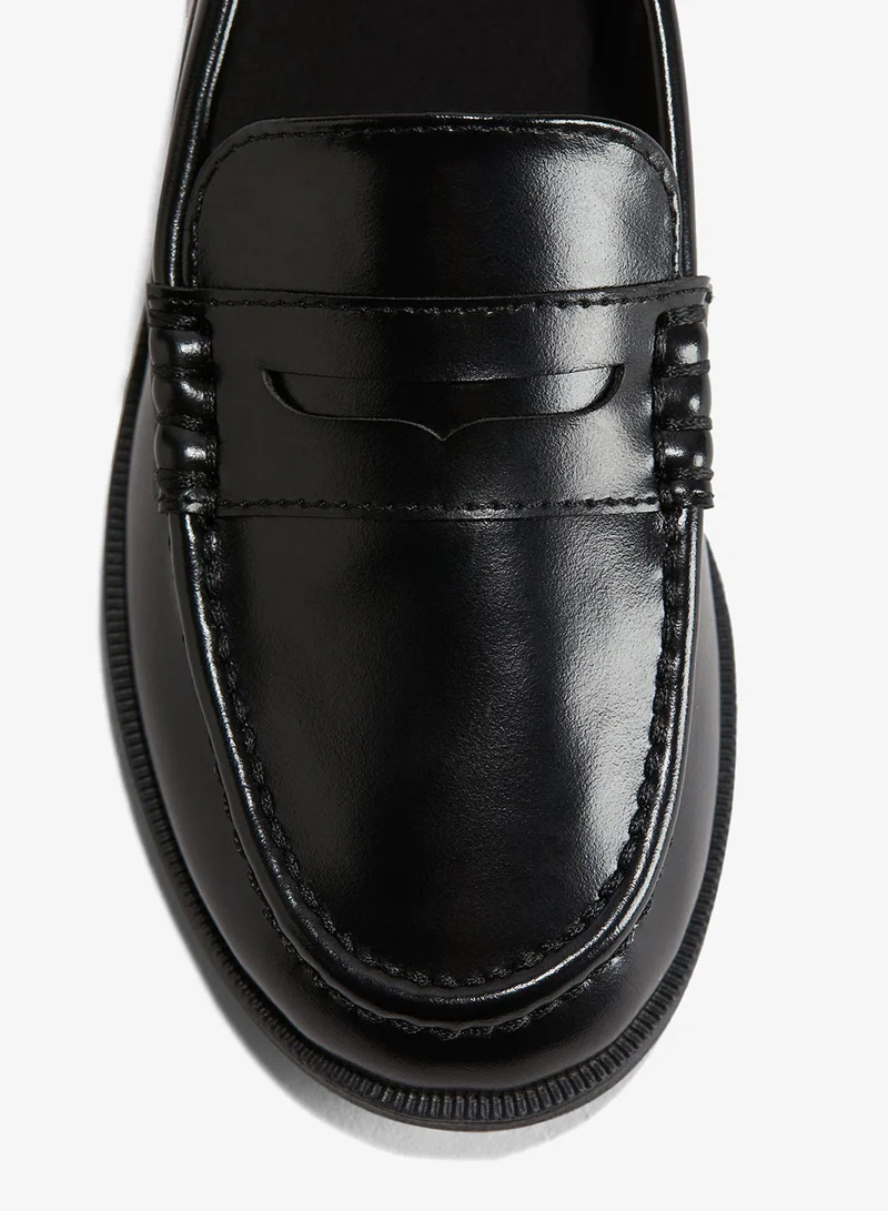 اتش اند ام حذاء لوفر