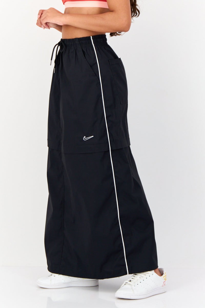 Nike Women Loose Fit Outdoor Skirt, Black - Image 4