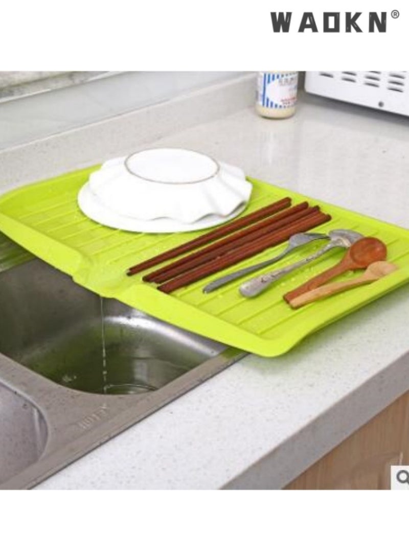 WAOKN Multifunctional large kitchen drain tray fruit and vegetable plastic drain tray rectangular bowl and chopsticks tableware drain rack（green）  - Image 3