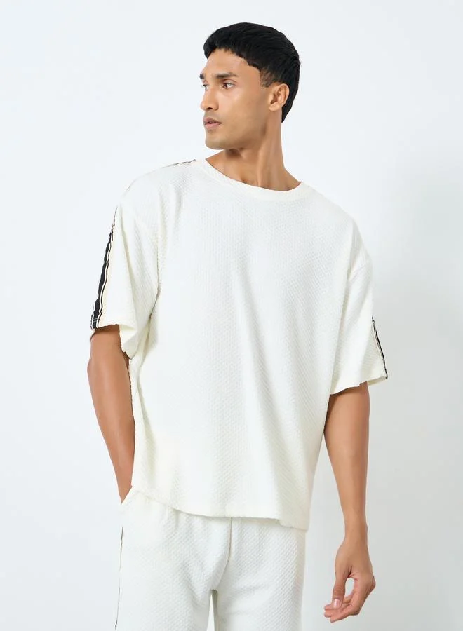 Styli Styli Men Oversized Side Taping T-Shirt and Shorts Co-Ords