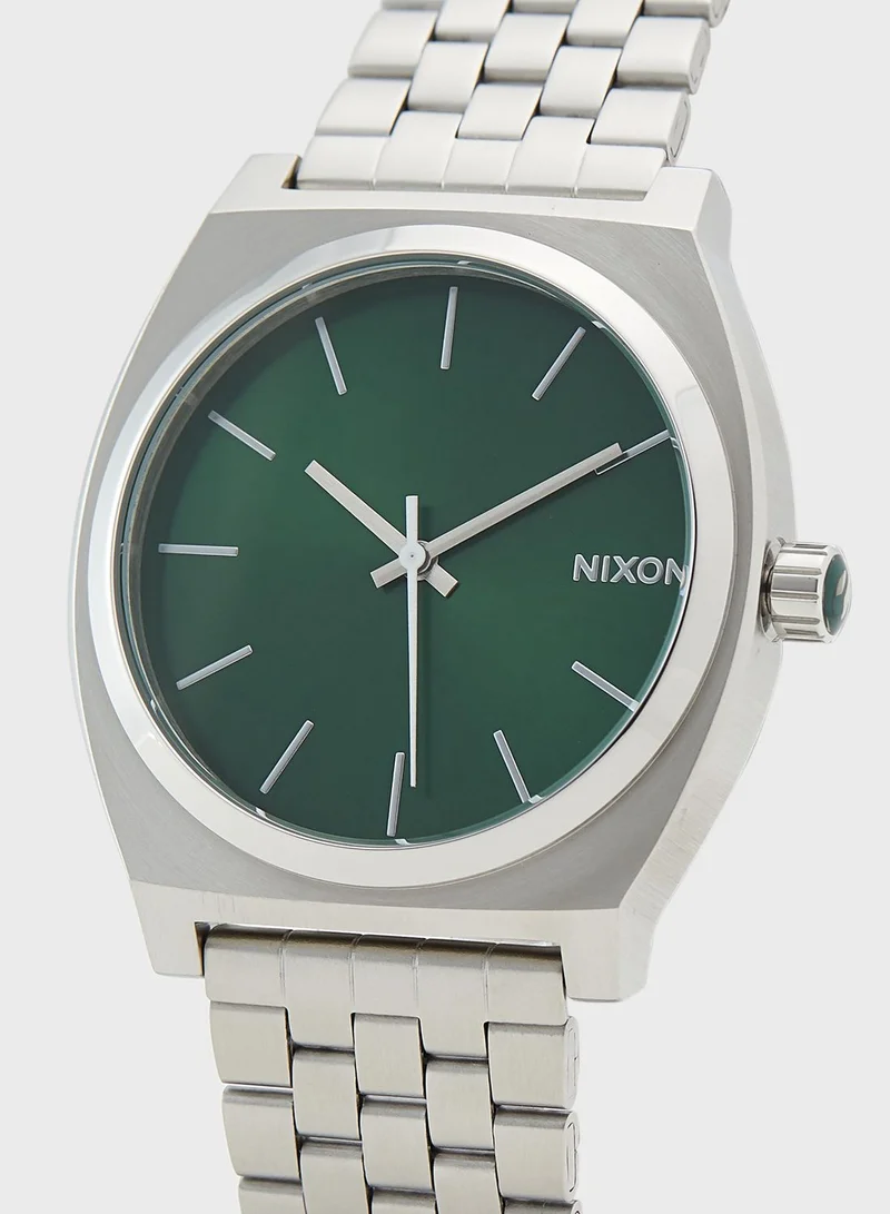 NIXON Classic Steel Strap Analog Watch