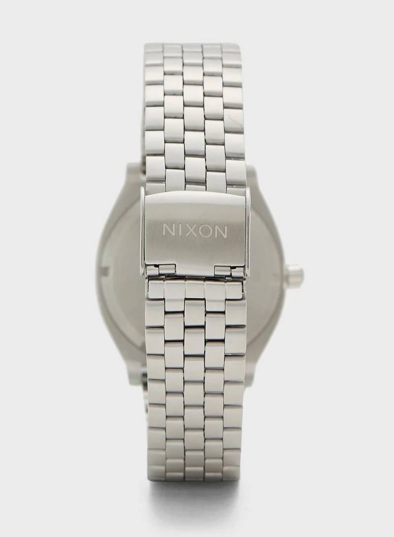 NIXON Classic Steel Strap Analog Watch