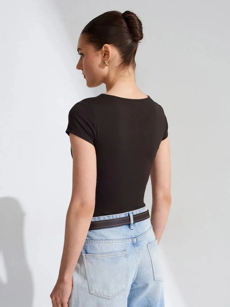 ديلفين DILVIN Slim Fit V-Neck Knit Blouse