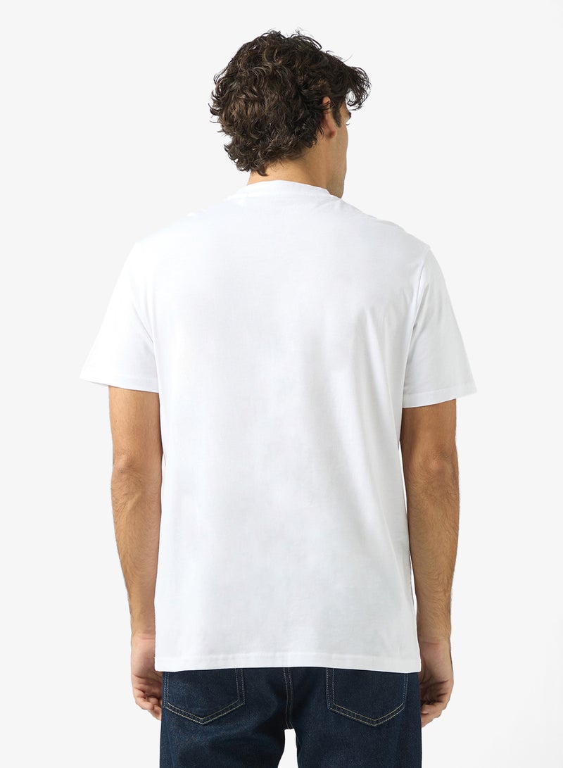 جس تيشيرت بياقة دائرية وشعار - Image 2