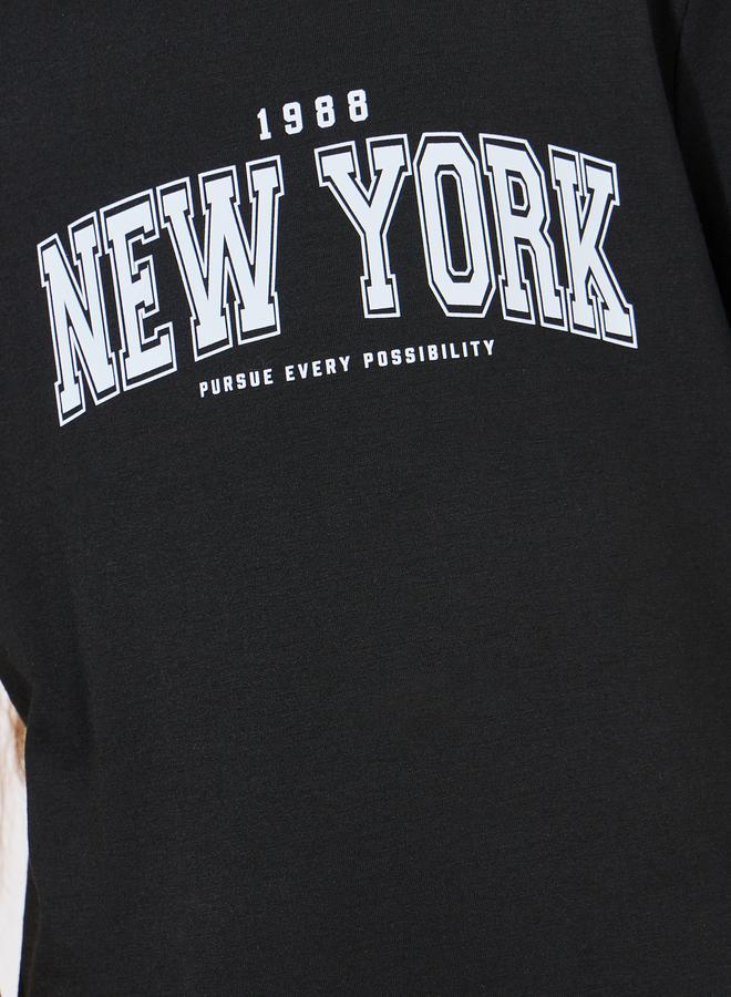 Styli New York Print T-Shirt & Cargo Pants Set - Image 3