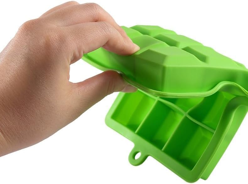 UREVO 2-Pack Food Grade Silicone Ice Cube Trays with Lids - Easy-to-Remove 24 Cube Molds (Blue and Green) - Image 4