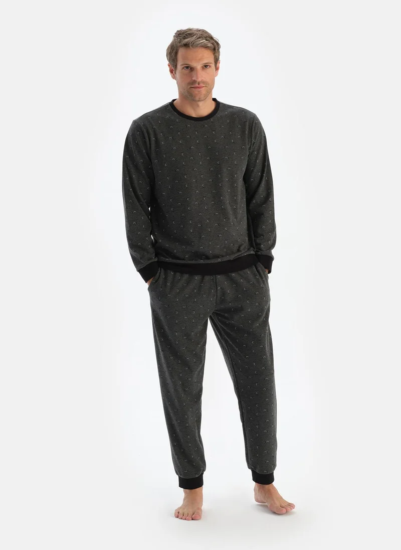 dagi Micro Print T-shirt & Trousers Pajama Set Crew Neck Supreme Mid Rise Sleepwear
