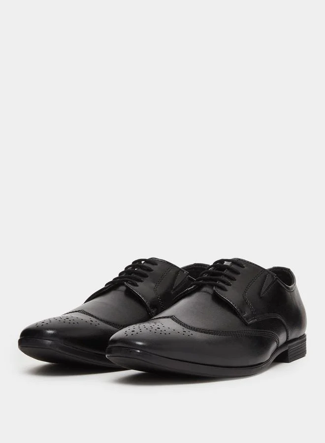 ستايلي حذاء بروغ كلاسيكي برباط