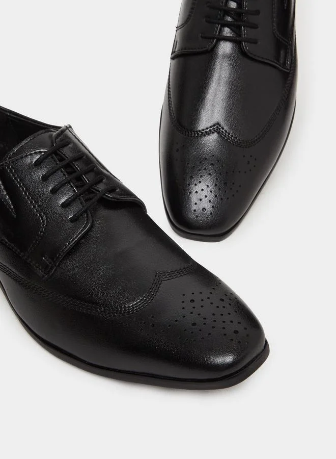 Styli  Black Classic Brogue Lace-Up Shoes for Men | Best Price UAE