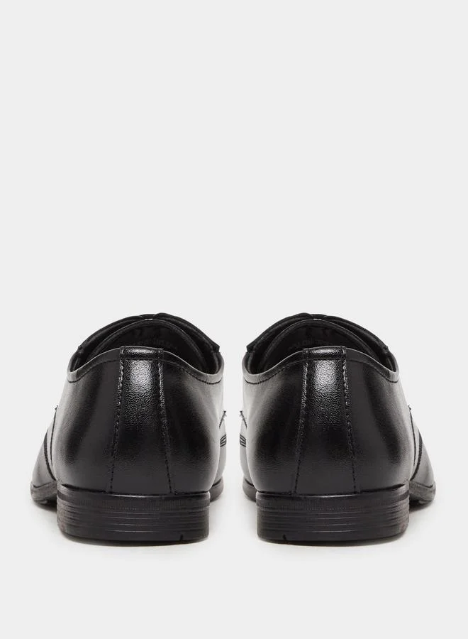 Styli  Black Classic Brogue Lace-Up Shoes for Men | Best Price UAE