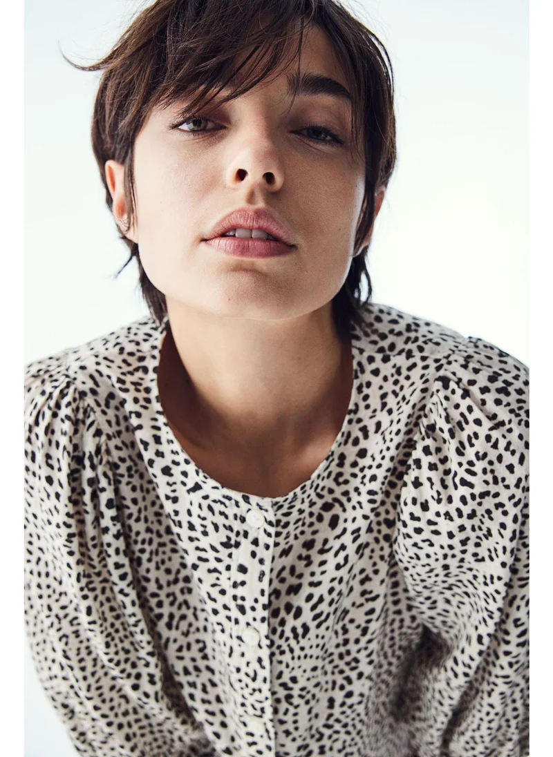 H&M Linen-blend blouse
