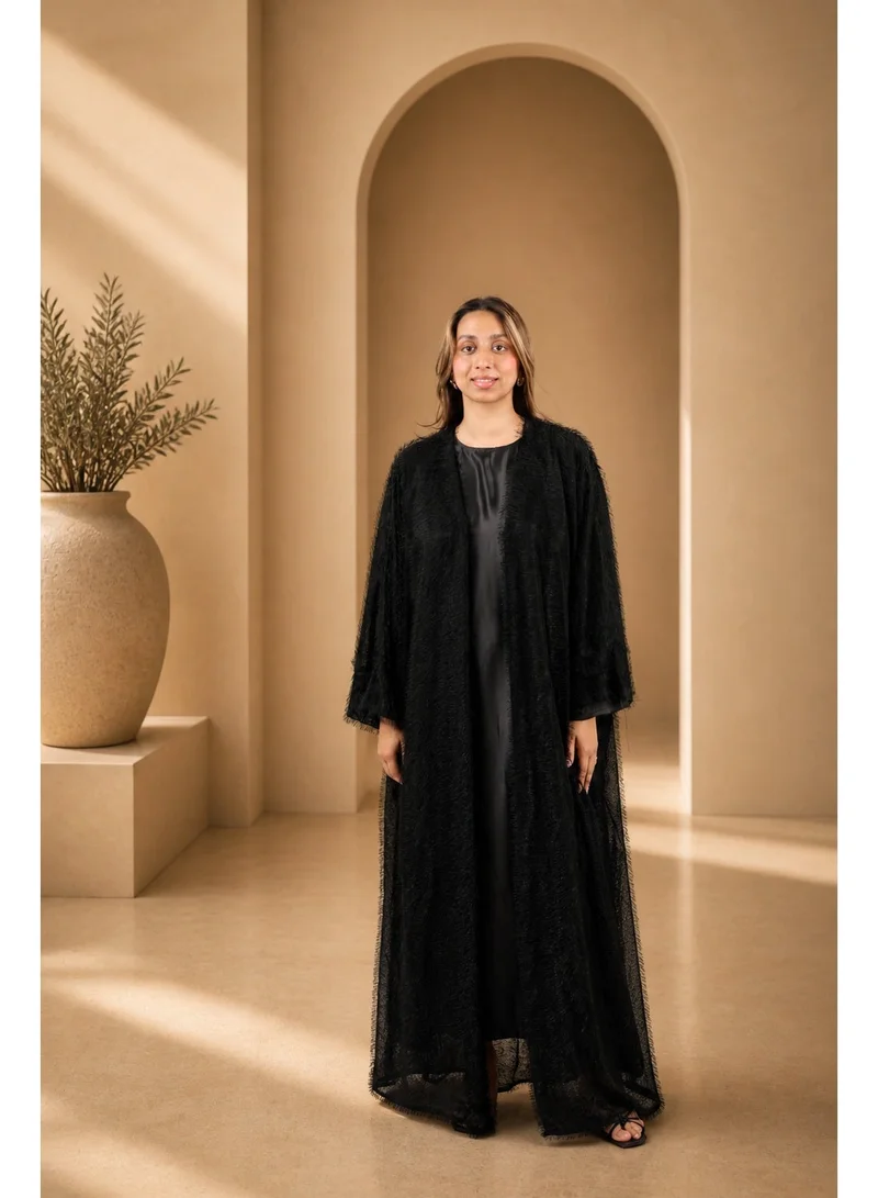 جميلة عباية "أوبسيديان" بنسيج ويسبي (Wispy)