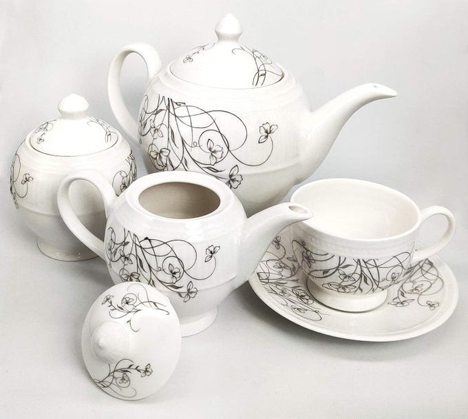 DANDY LINES CROWN TEA SET WITH PLATINUM CARPET 25005 PACK OF 18