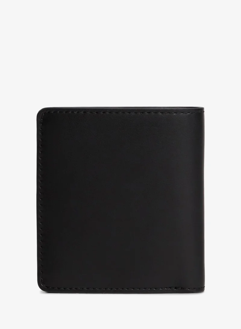 Tommy Jeans Logo Patch Zip Closure Toiletry Bag