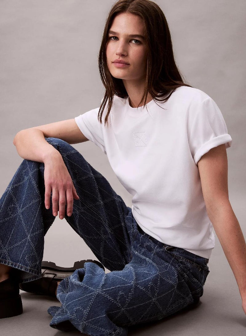 CALVIN KLEIN Emblem Logo Graphic Classic T-Shirt - Image 3