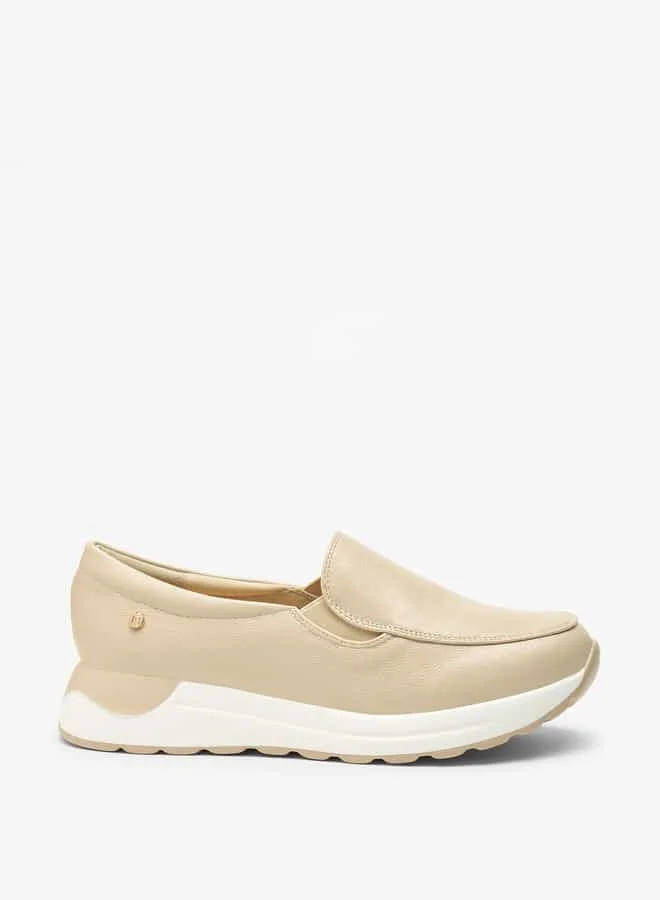 فلورا بيلا من شو إكسبرس Women Solid Slip-On Loafers with Platform Heels