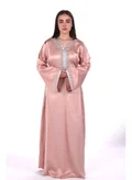 البنت الشرقية pink