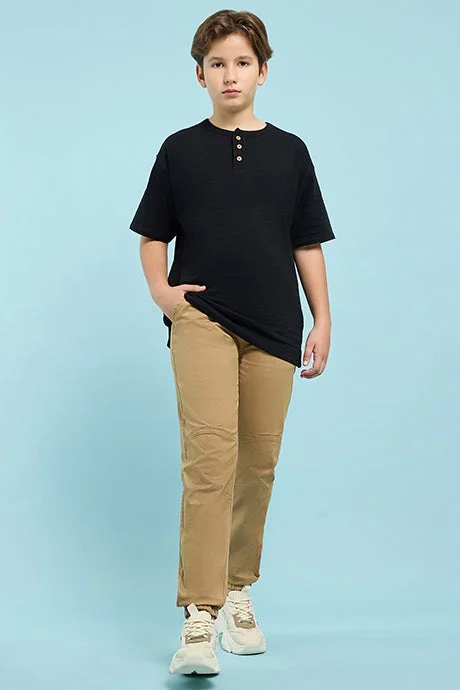 أر أند بي Textured T-Shirt with Henley Neck and Short Sleeves