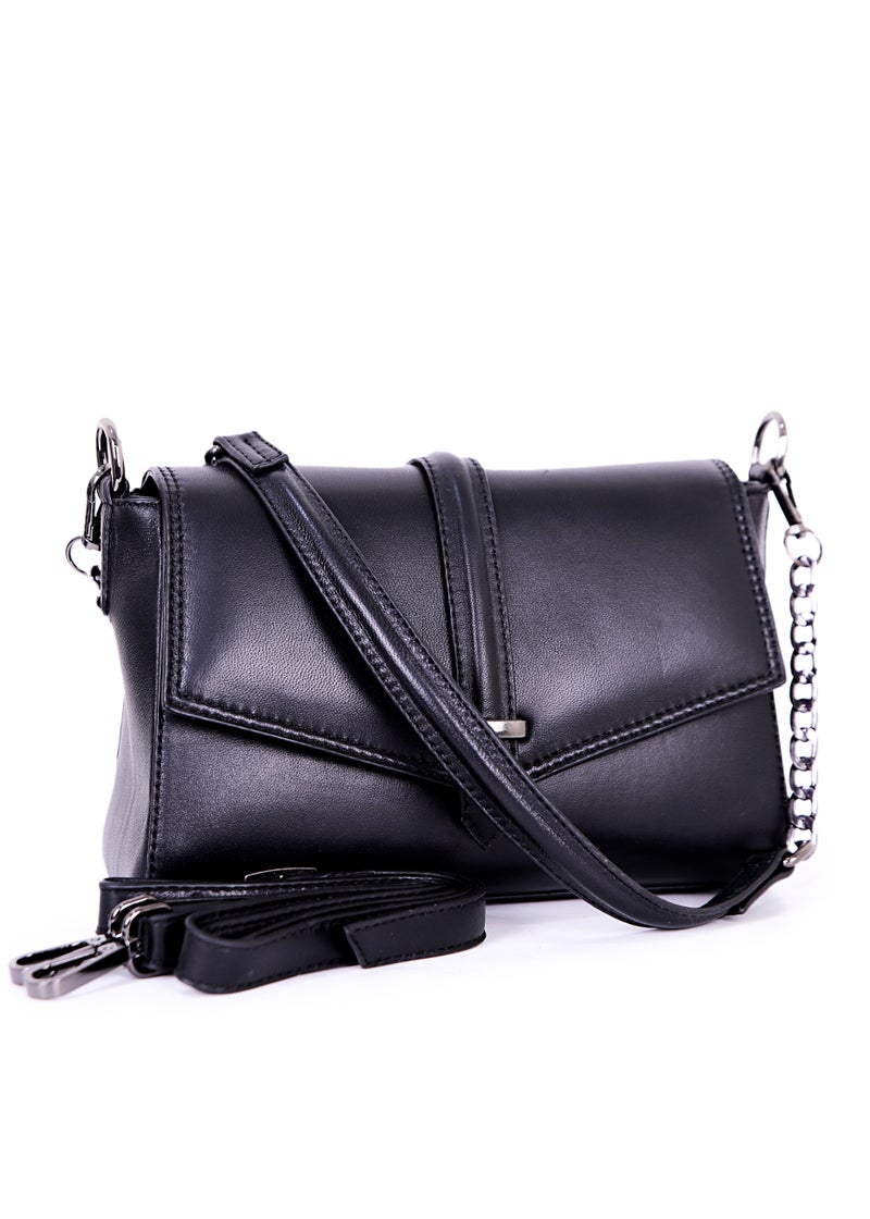 حقيبة كتف سوداء أنيقة بتصميم عصري - Image 1