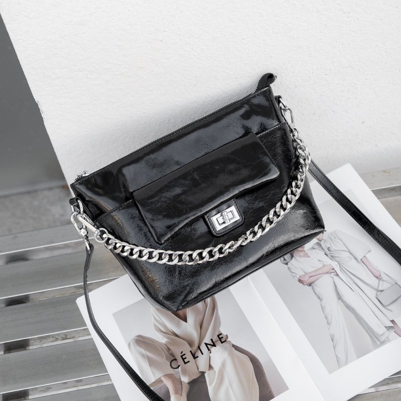 Korean Versatile Design High-End Fashion Chain Shoulder Bag Women'S 2025 Spring And Crossbody Bucket Bag - Image 3