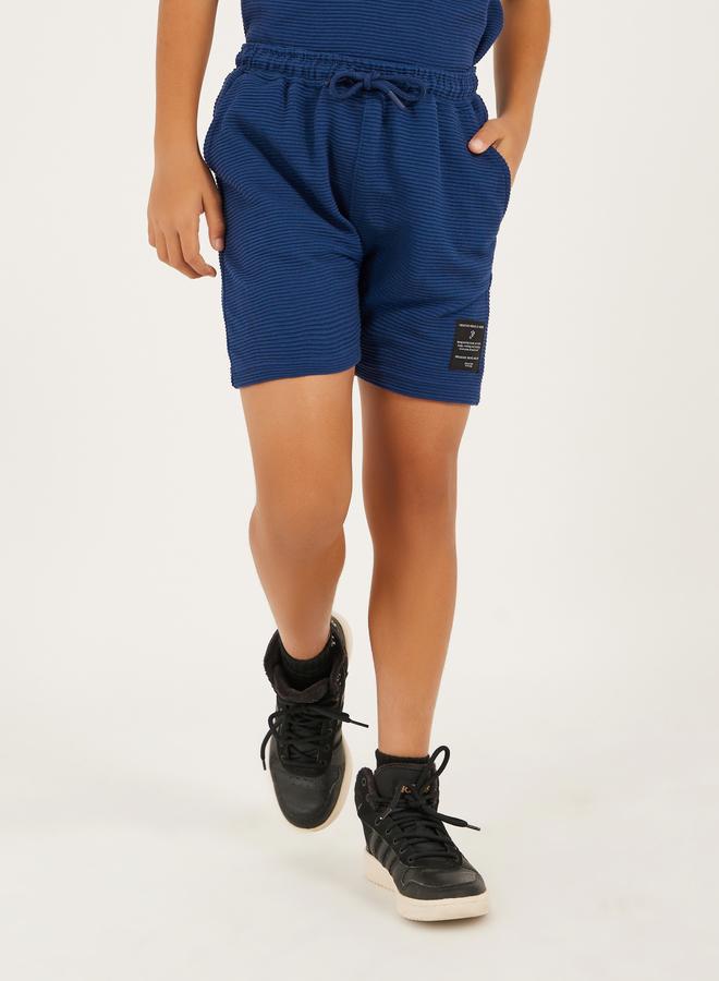 Styli Textured T-Shirt Detail and Shorts with Badge Set - Image 5