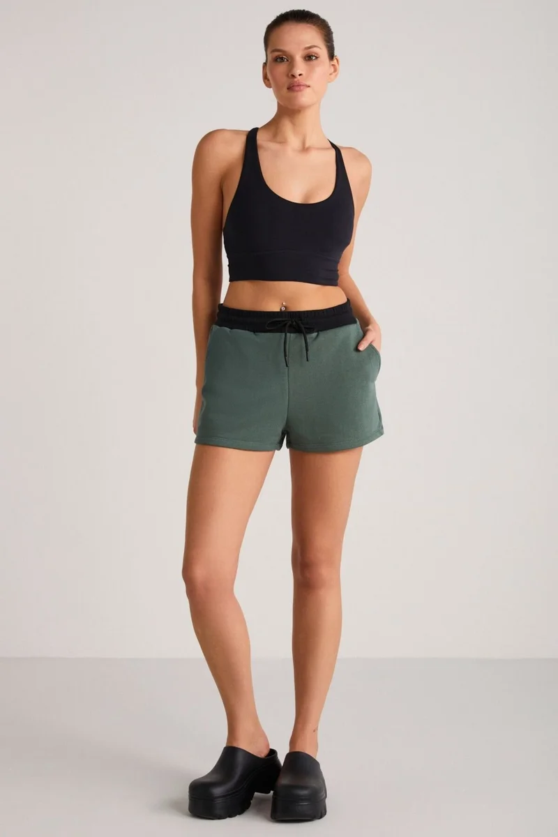 جريميلانج Doleres Women's Elastic Waist Laced Organic Cotton Relaxed Black - Green Shorts & Bermuda