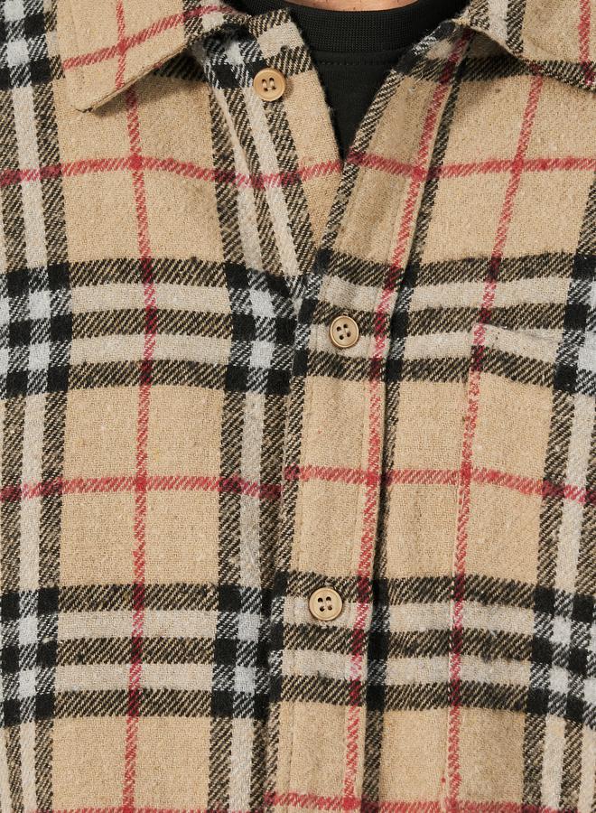 Styli Styli Checked Button-Down Regular Flannel Shirt  - Image 3