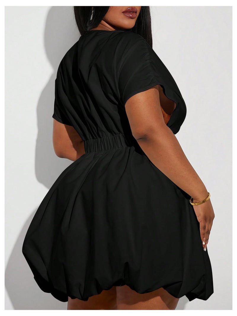WDIRARA Women's Plus Size Deep V Neck Bubble Dress Short Sleeve A Line Mini Dresses Black 4X-Large Plus - Image 2