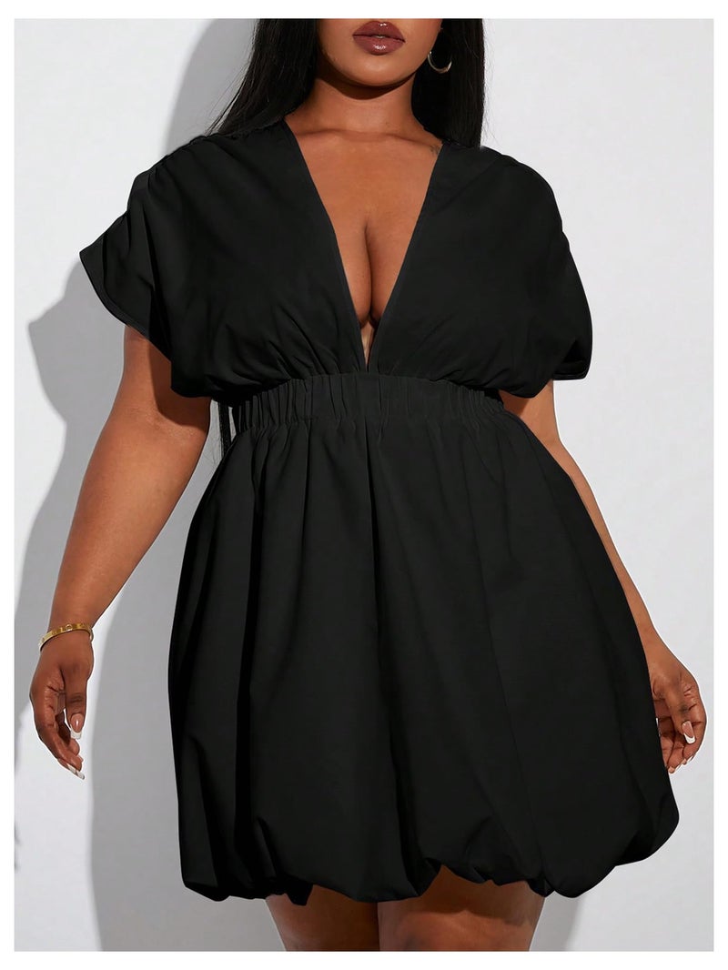 WDIRARA Women's Plus Size Deep V Neck Bubble Dress Short Sleeve A Line Mini Dresses Black 4X-Large Plus - Image 4