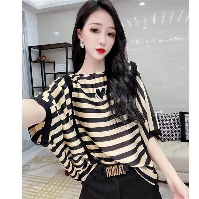 Large Size Loose Short-sleeved T-shirt for Chubby Girls Women's Japanese Style New Striped Slim-fit Batmobile Shirt Age-reducing Casual Round Neck Top - Image 2