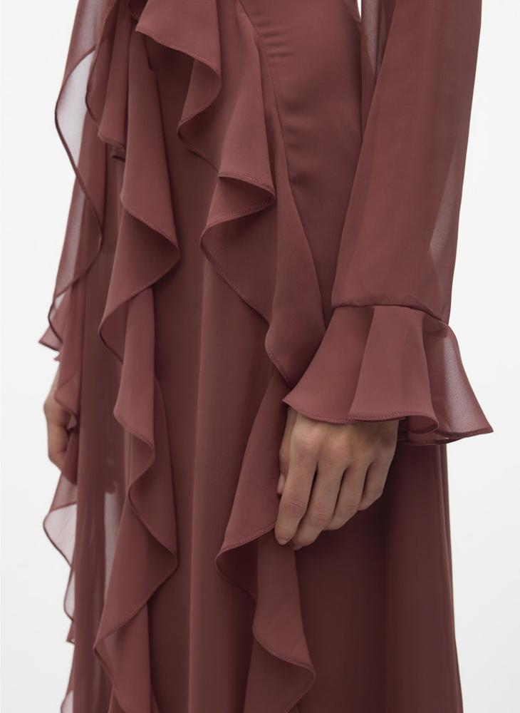 فيرو مودا فستان طويل بأكمام طويلة وتفاصيل كشكش - Image 3