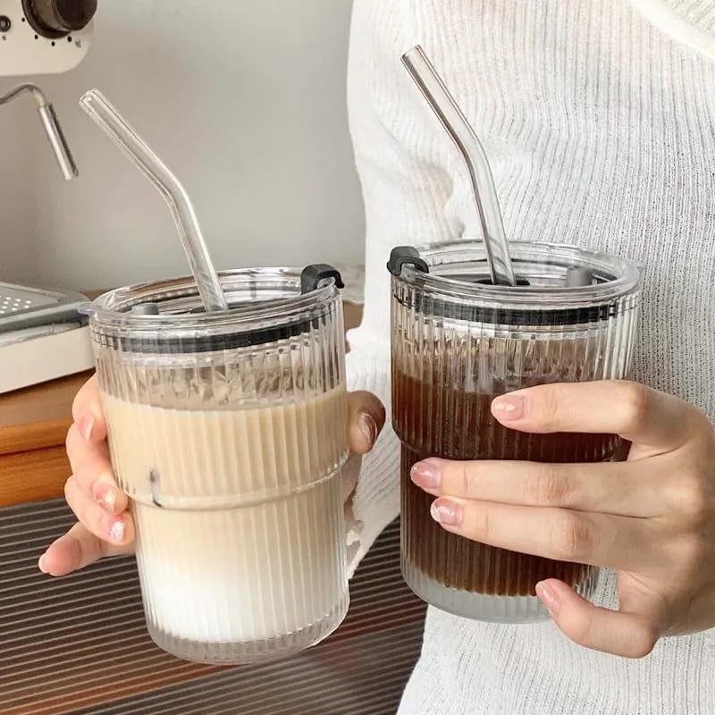 WEZOSHINET 450ml Drink Coffee Glass Cup with Lid and Straw Transparent Bubble Tea Cup Juice Glass Milk Mocha Cup Breakfast Mug Ultimate Glassware Sipper for Home Kids 450ML Stripe Mug 1Pcs - Image 1